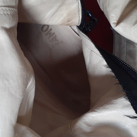 SALVATORE FERRAGAMO BOOTS - Picture 15 of 17